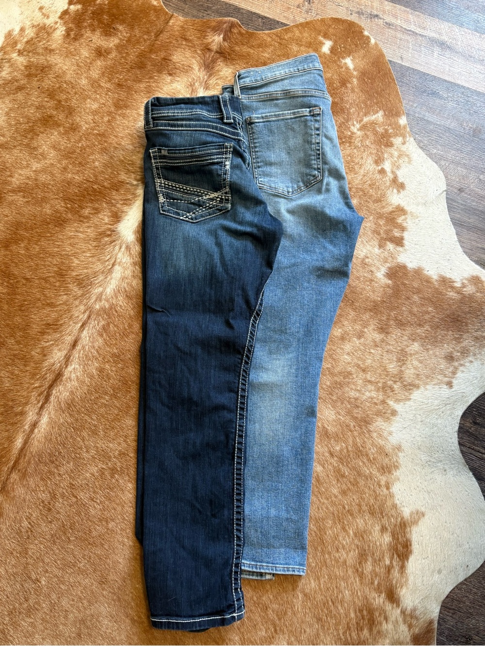Two skinny jeans 7famk and BKE